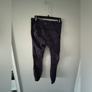 Lululemon athletica wunder under Speckled Dust Galaxy Print Leggings Size 10